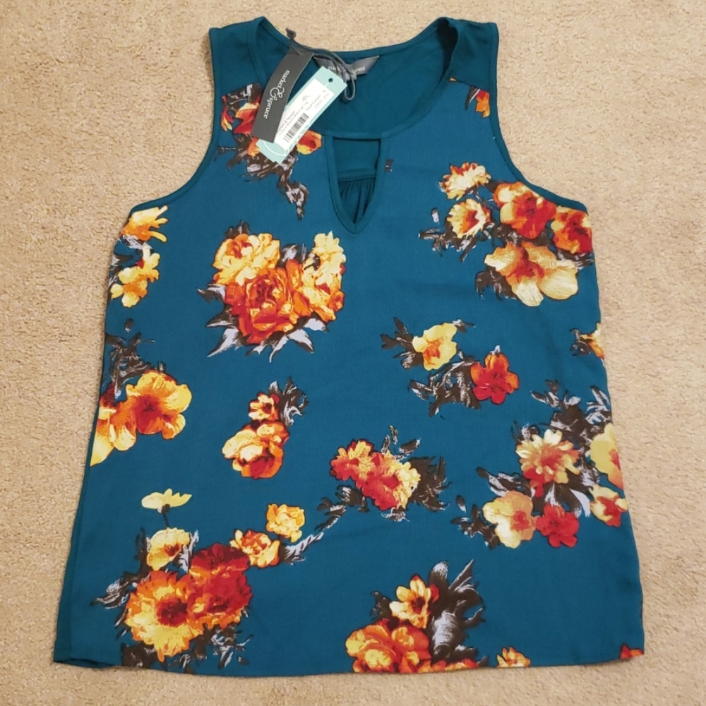 41 Hawthorn Embry Top - Picture 2 of 3